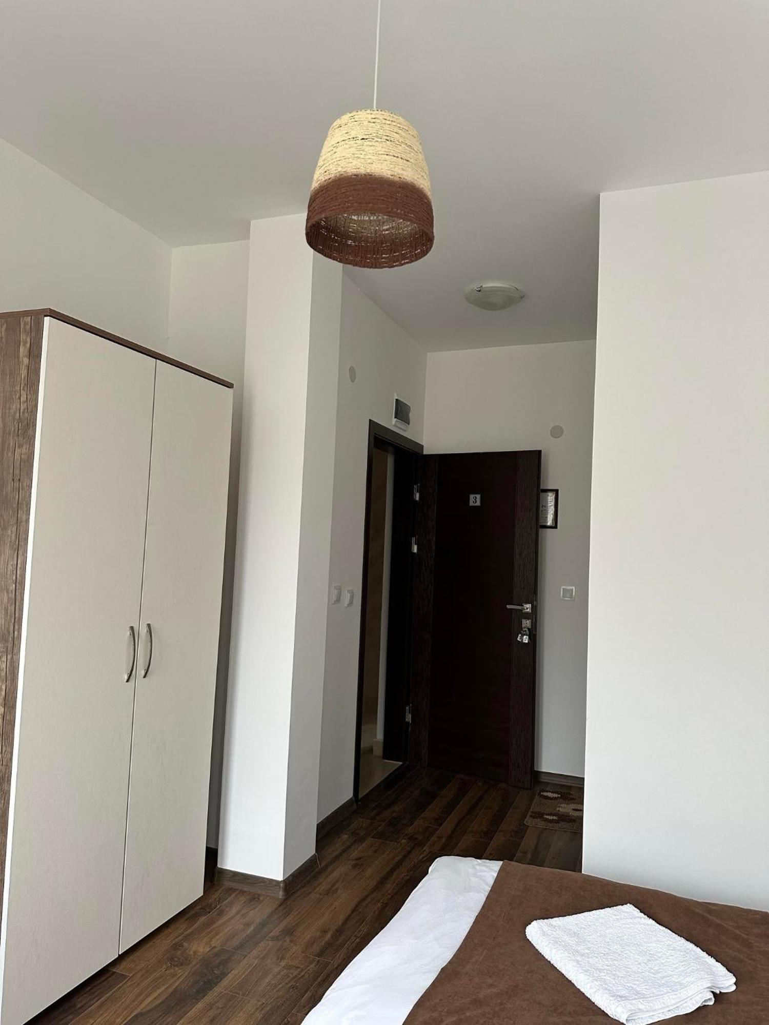 Бялата Къща Hotel Chakalarovo Exterior foto